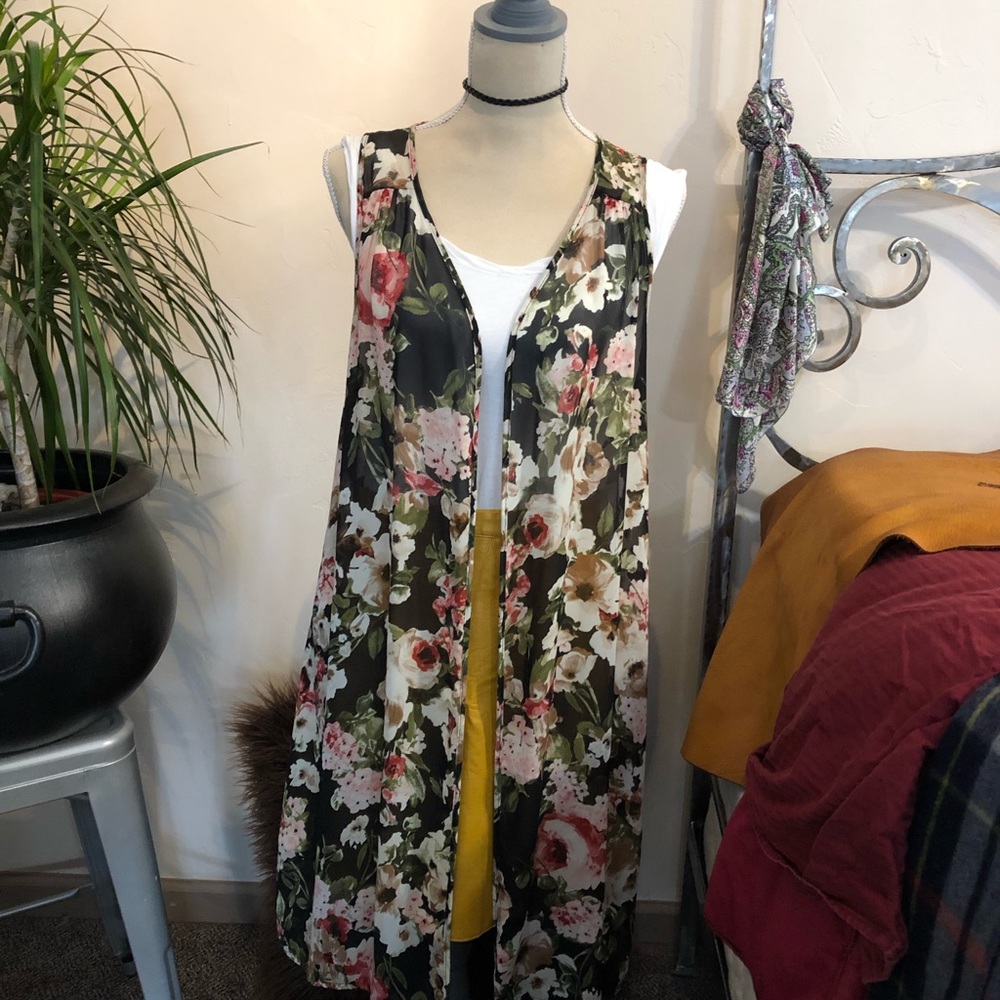 Floral swimsuit cover-up